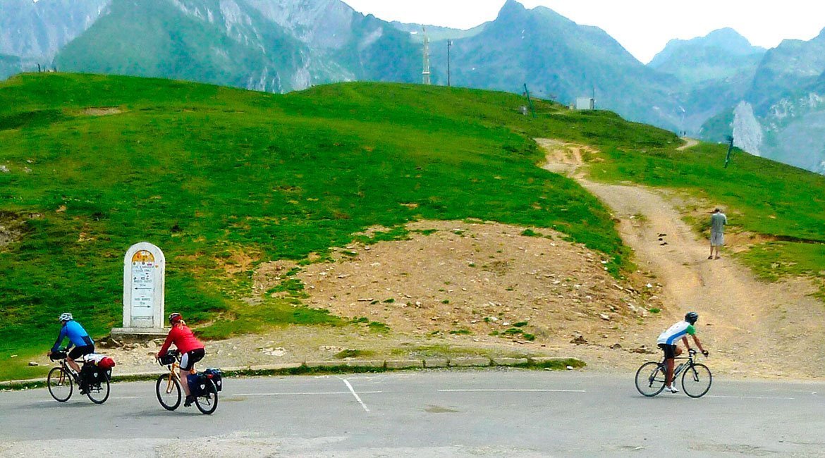 Puertos Míticos del Pirineo en bicicleta Aubisque | BIKING THROUGH SPAIN