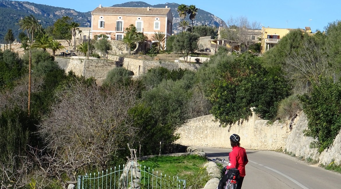 Travesía Serra de Tramuntana en Bicicleta. Calvia. BIKING THROUGH SPAIN