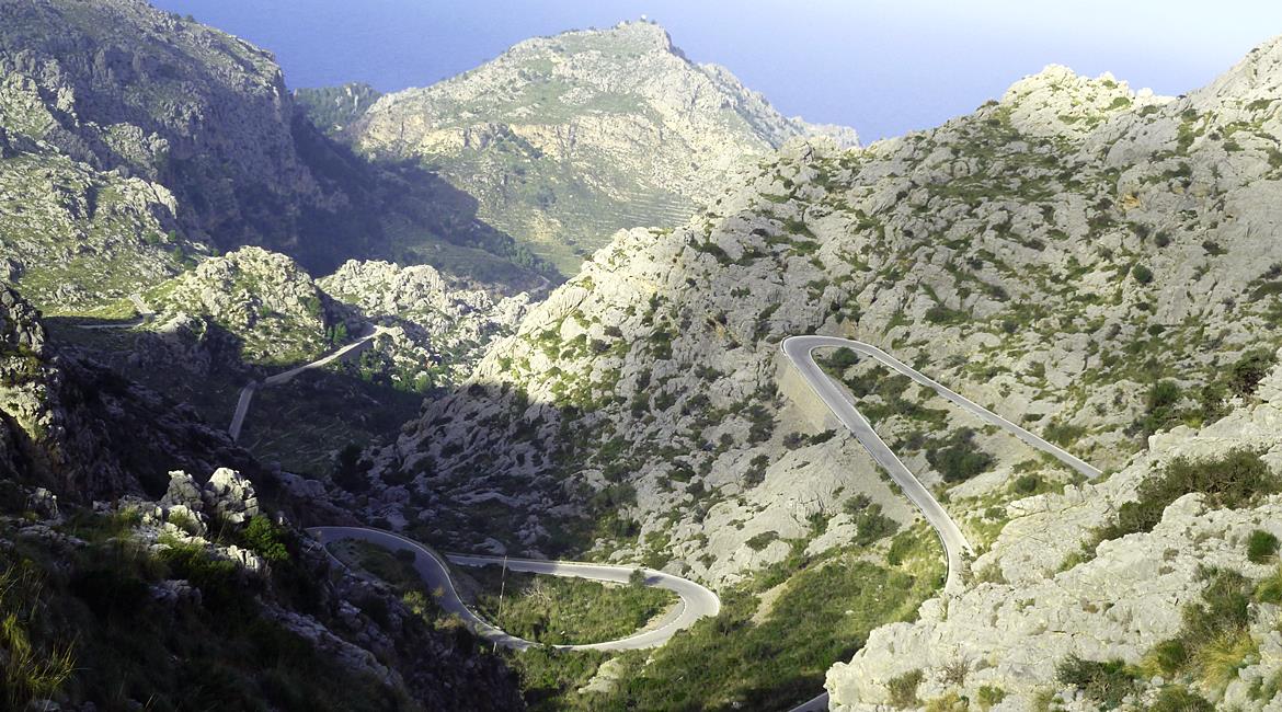 Travesía Serra de Tramuntana en Bicicleta. Sa Calobra 2 .BIKING THROUGH SPAIN