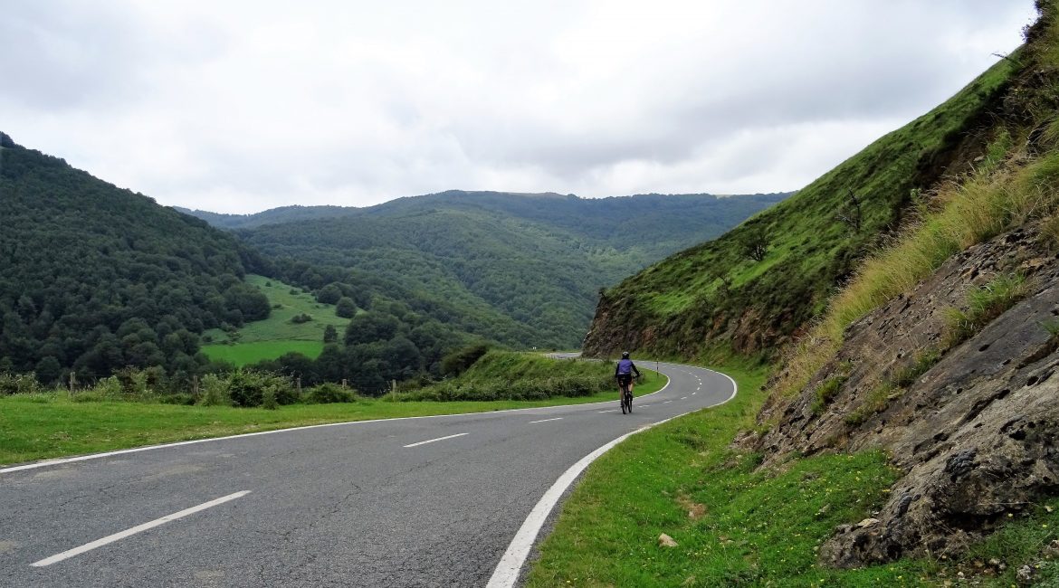 Aldudes. BICIS EN RUTA. 1170X650