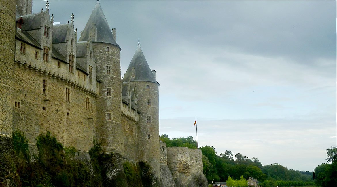 Canal-de-Brest-Josselin-2-BICIS-EN-RUTA-1170X650