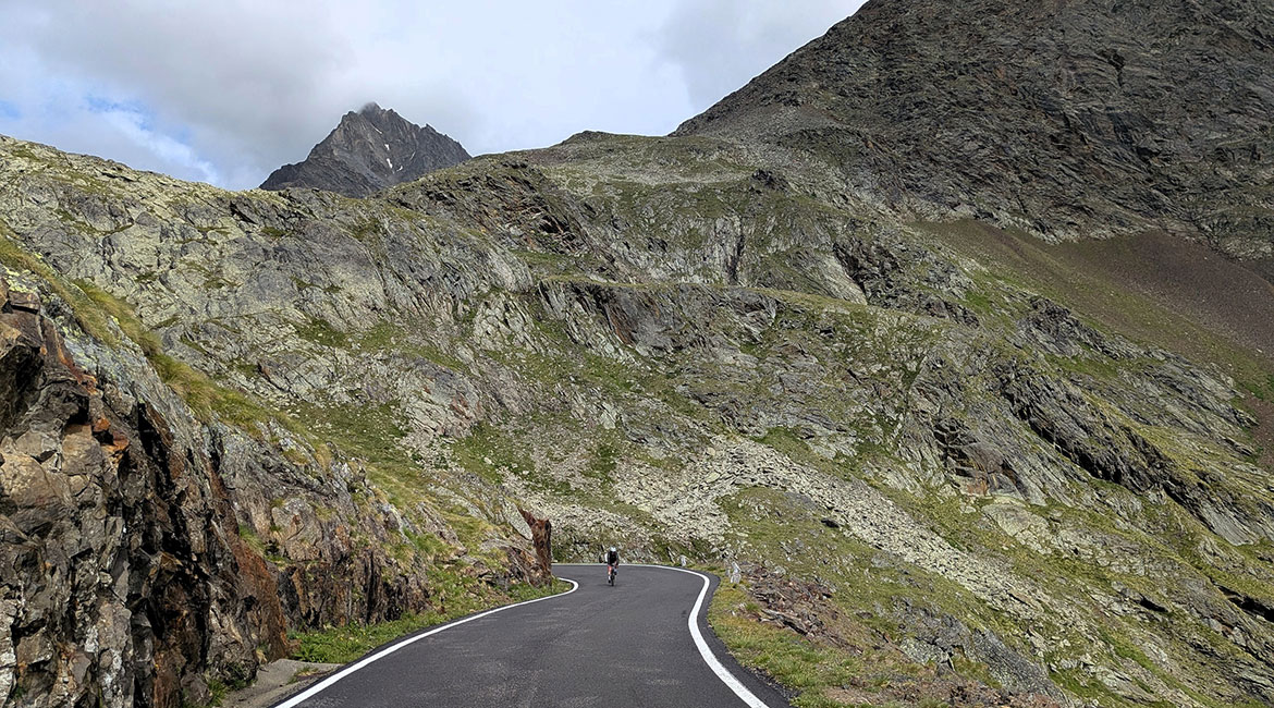 DOLOMITAS-BICIS-EN-RUTA-Gavia-12-1170x650